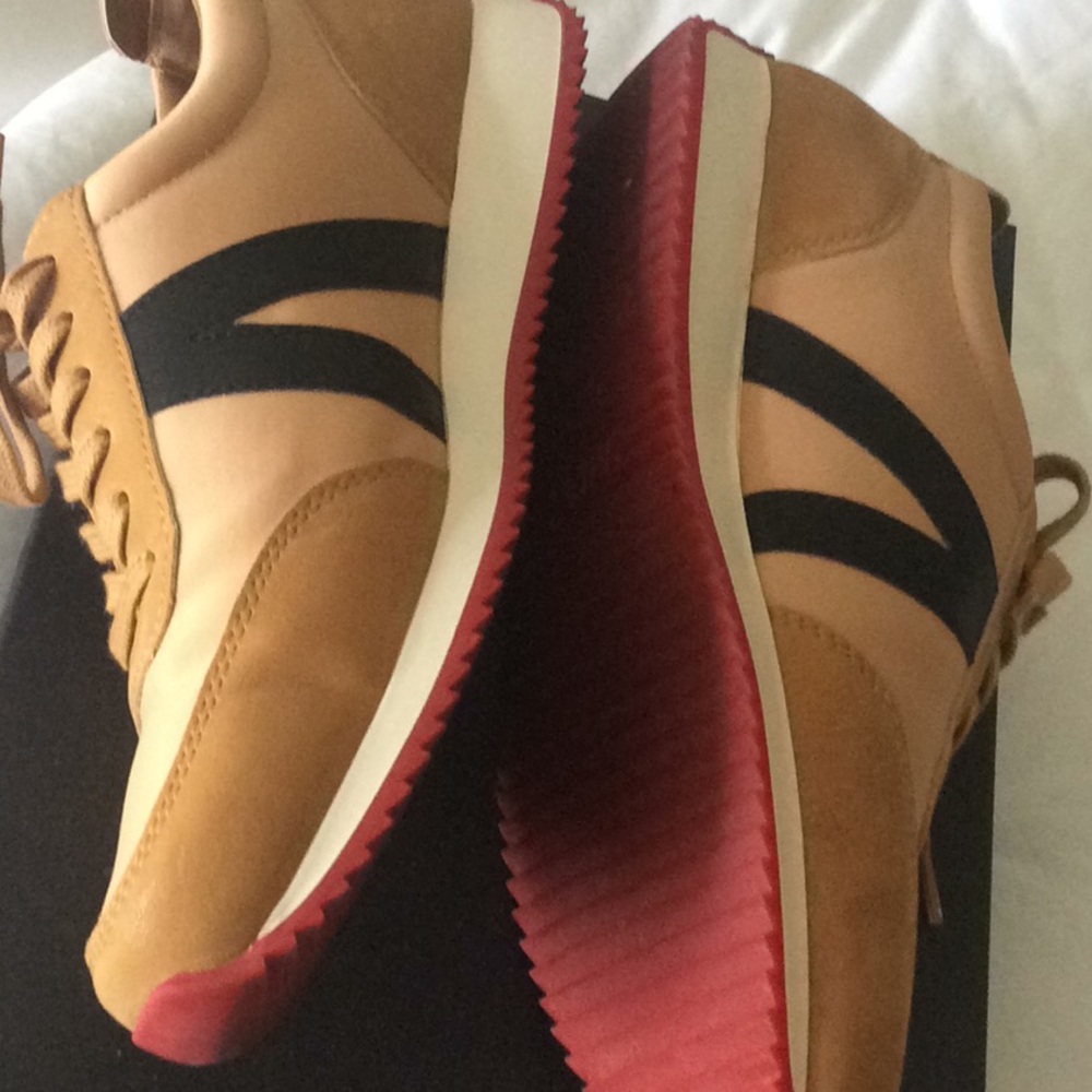 Mia Shoes View 3
